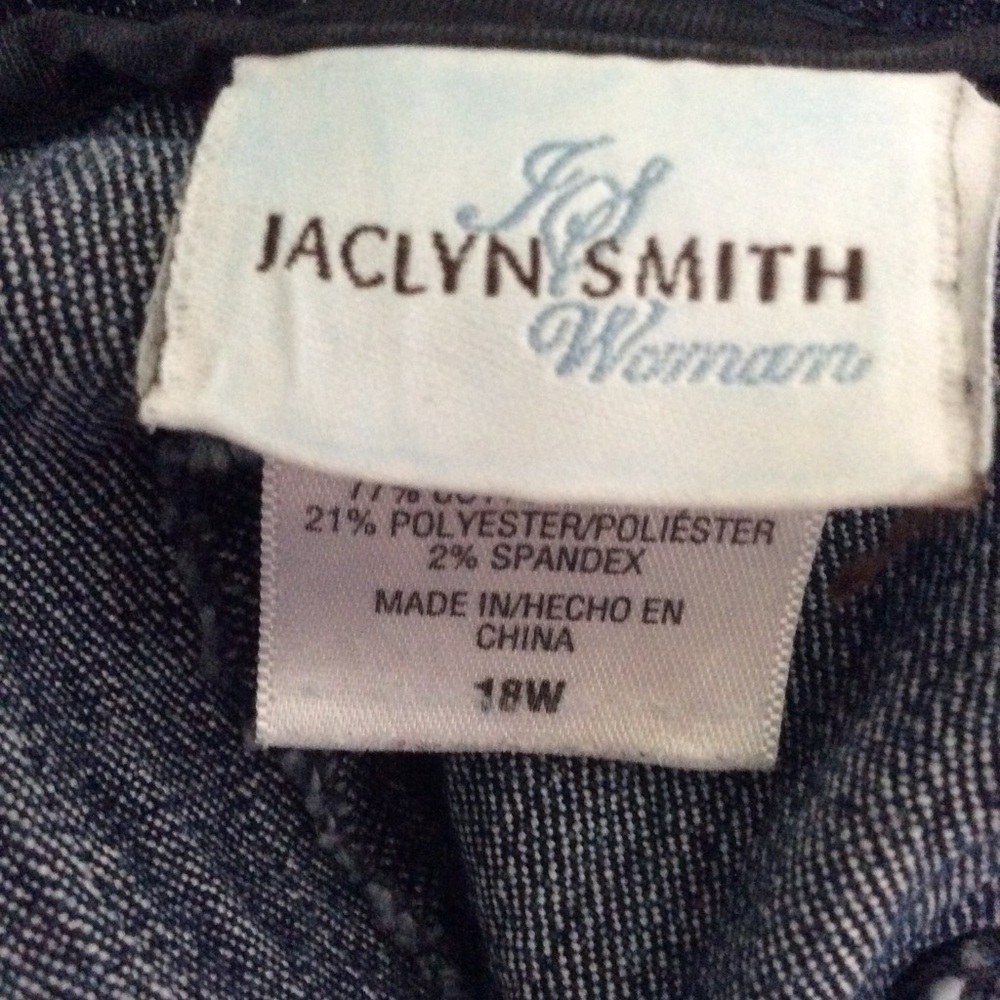 Denim Capri - Picture 2 of 2
